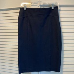 Banana Republic Classic Pencil Skirt Dark Navy Blue Like New Generous Size 0